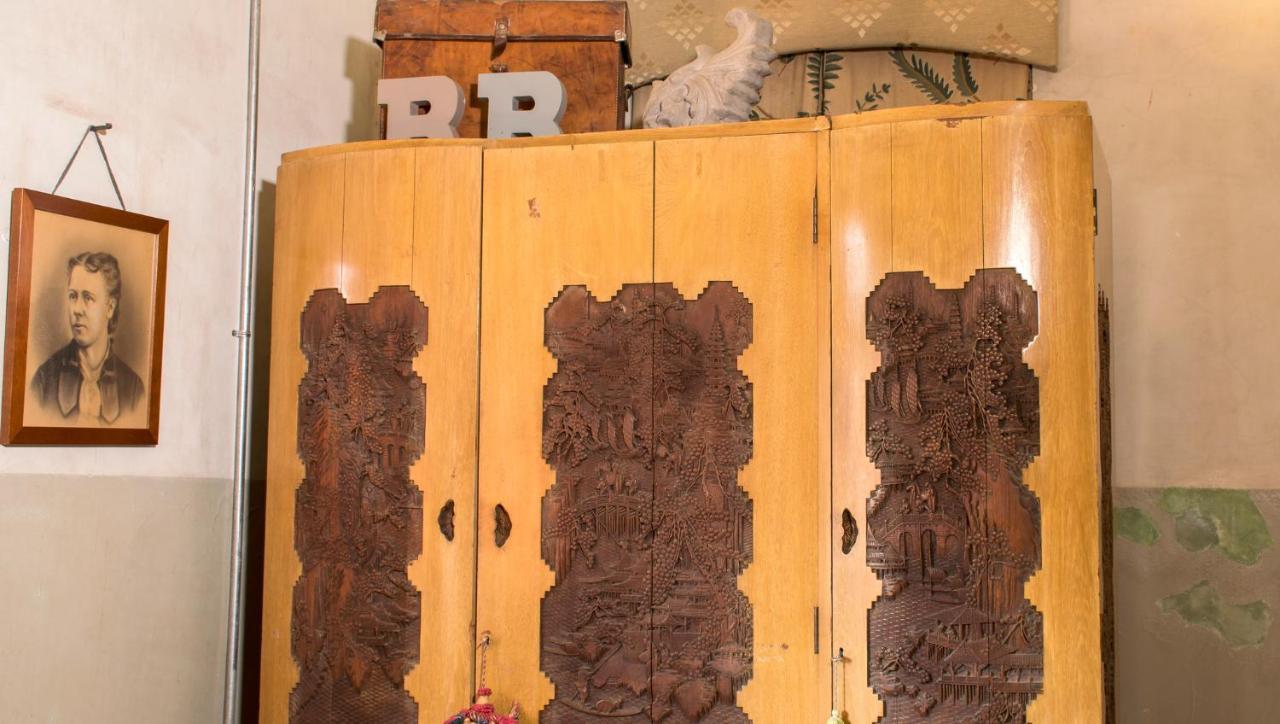 Bric-A-Brac Hotel Battambang Eksteriør billede